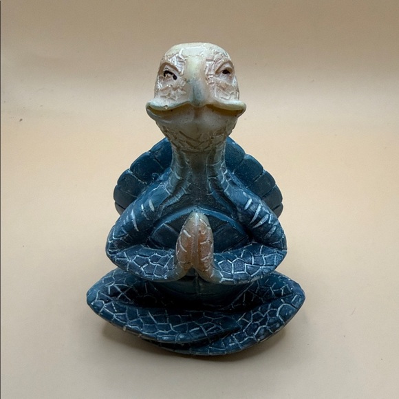 Other - Meditating Turtle Reptile Decor - Blue and Cream